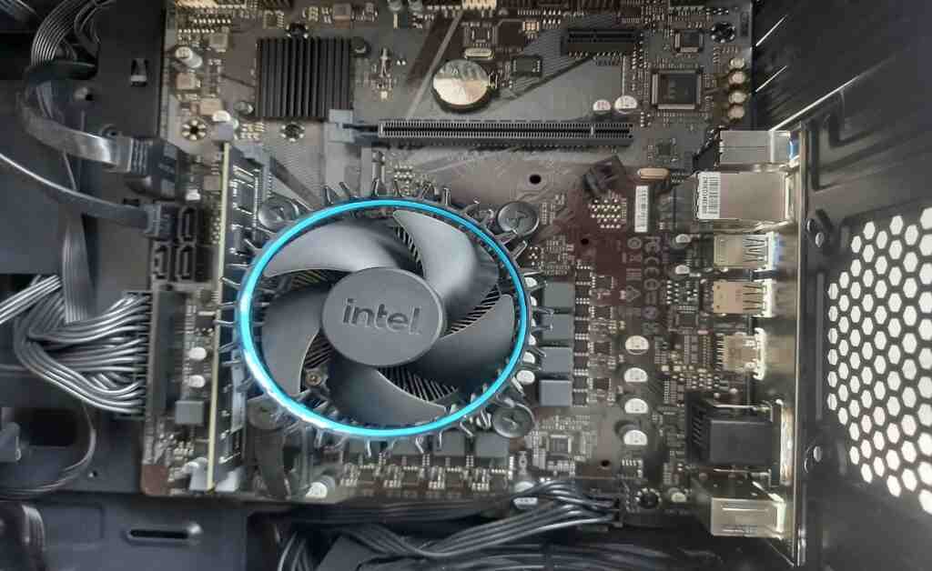 How to Easily Check What Motherboard You Have